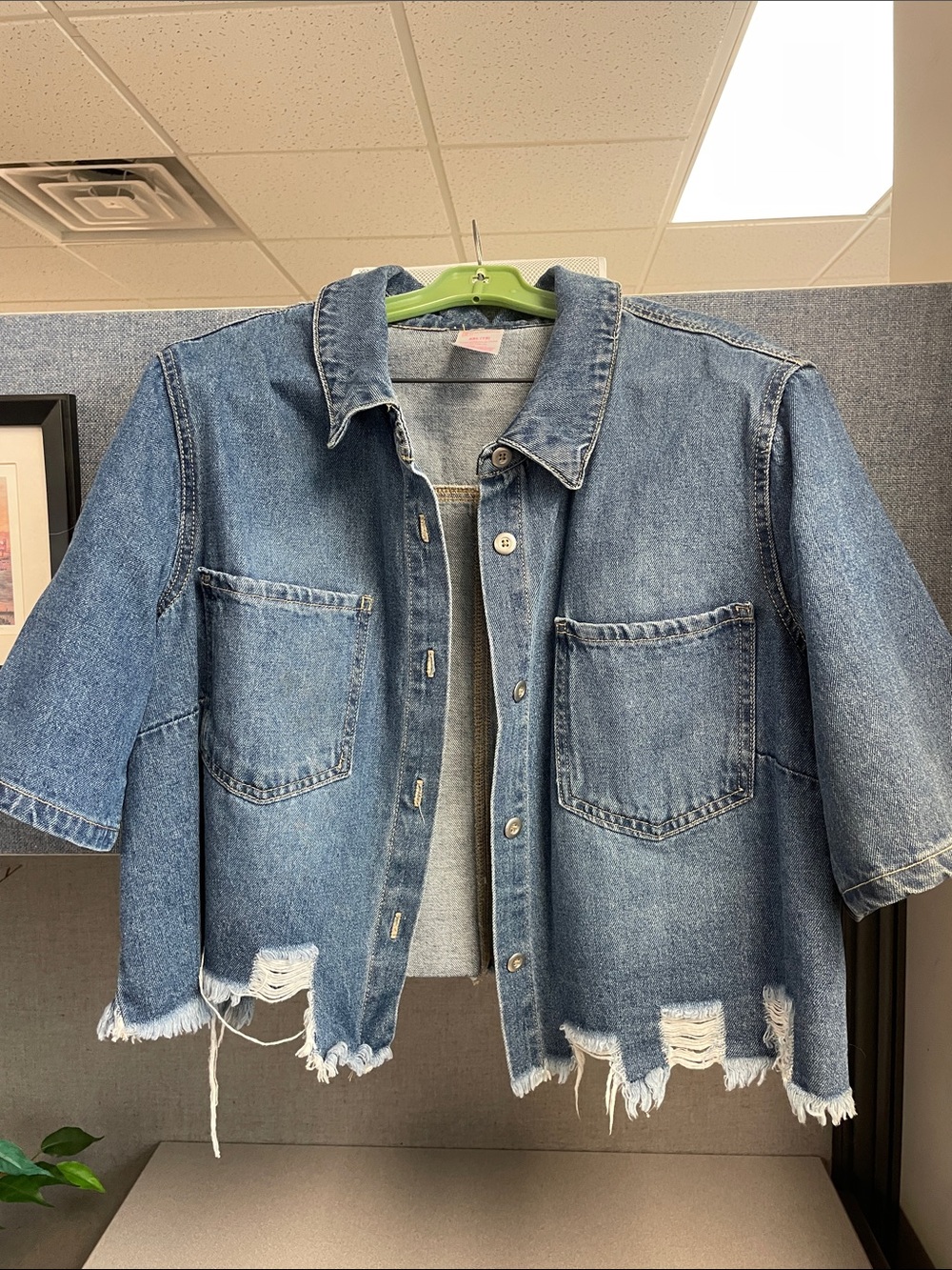 No Boundaries Distressed Cropped Jean Jacket - Blue